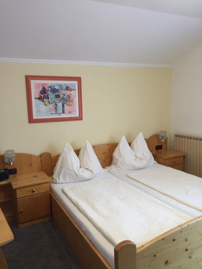 Gastehaus Heidi Bed & Breakfast Wals-Siezenheim Exterior photo